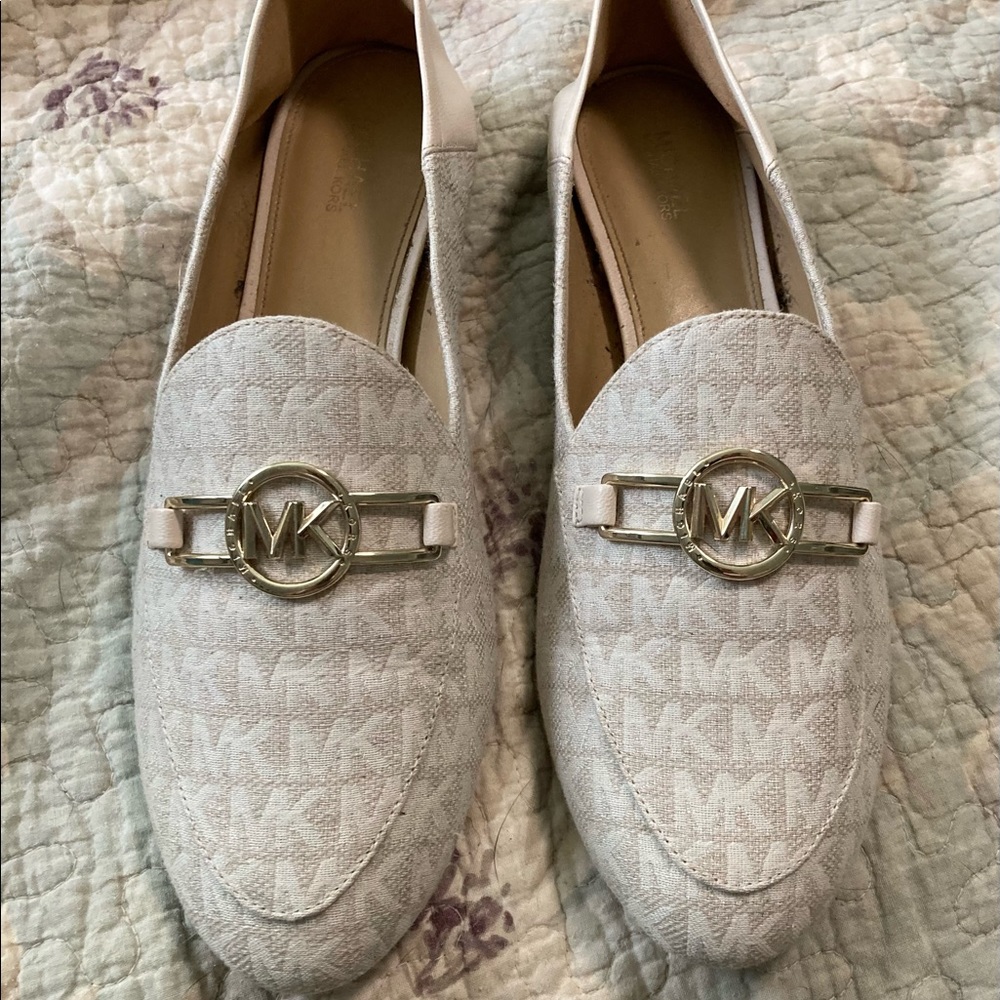 Michael Kors size women’s 10 loafers- very good condition